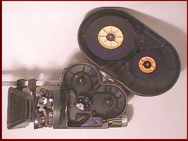 Arri 16 ST mit 120m Kassette, Vorderseite, geöffnet