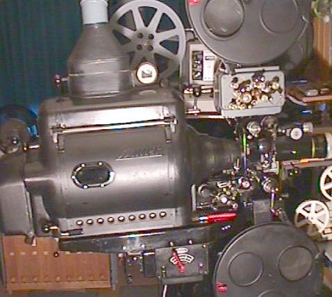 Bauer B8 Kinomaschine